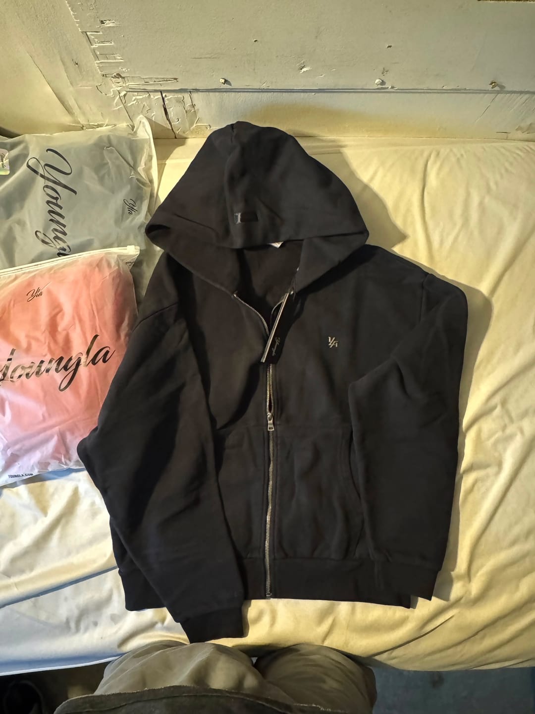 Customer photo review of W5210 - Studio Edit Zip Hoodie