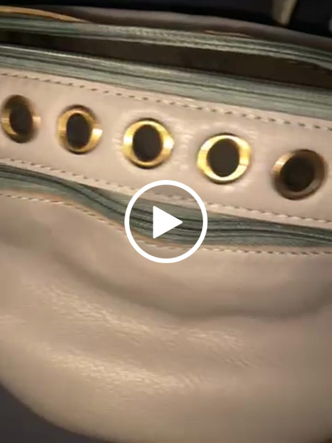Customer video review of Riñonera "Special Premium RetroChic Grey" · Piel · Pieza Exclusiva Núm. 19466