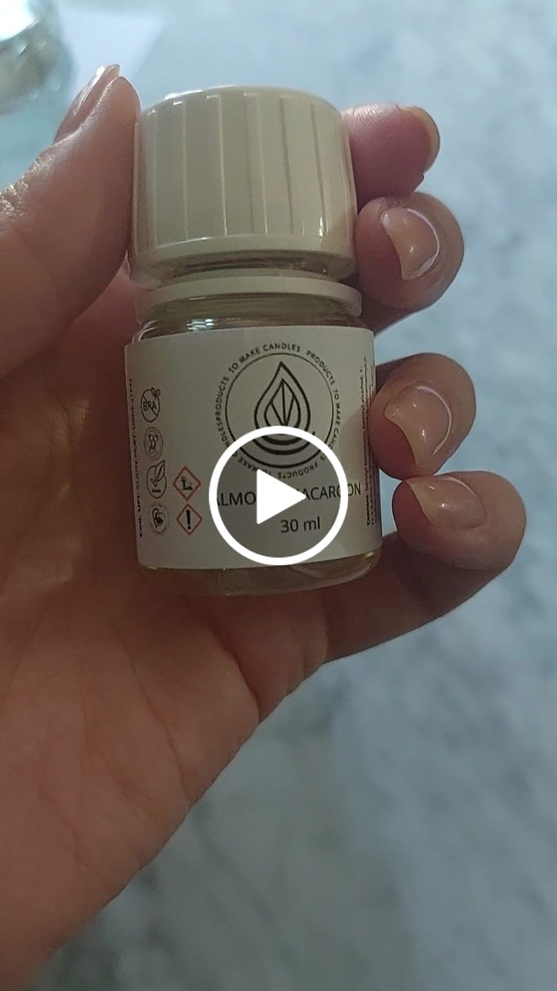 Customer video review of Fragancia ALMOND MACARRON