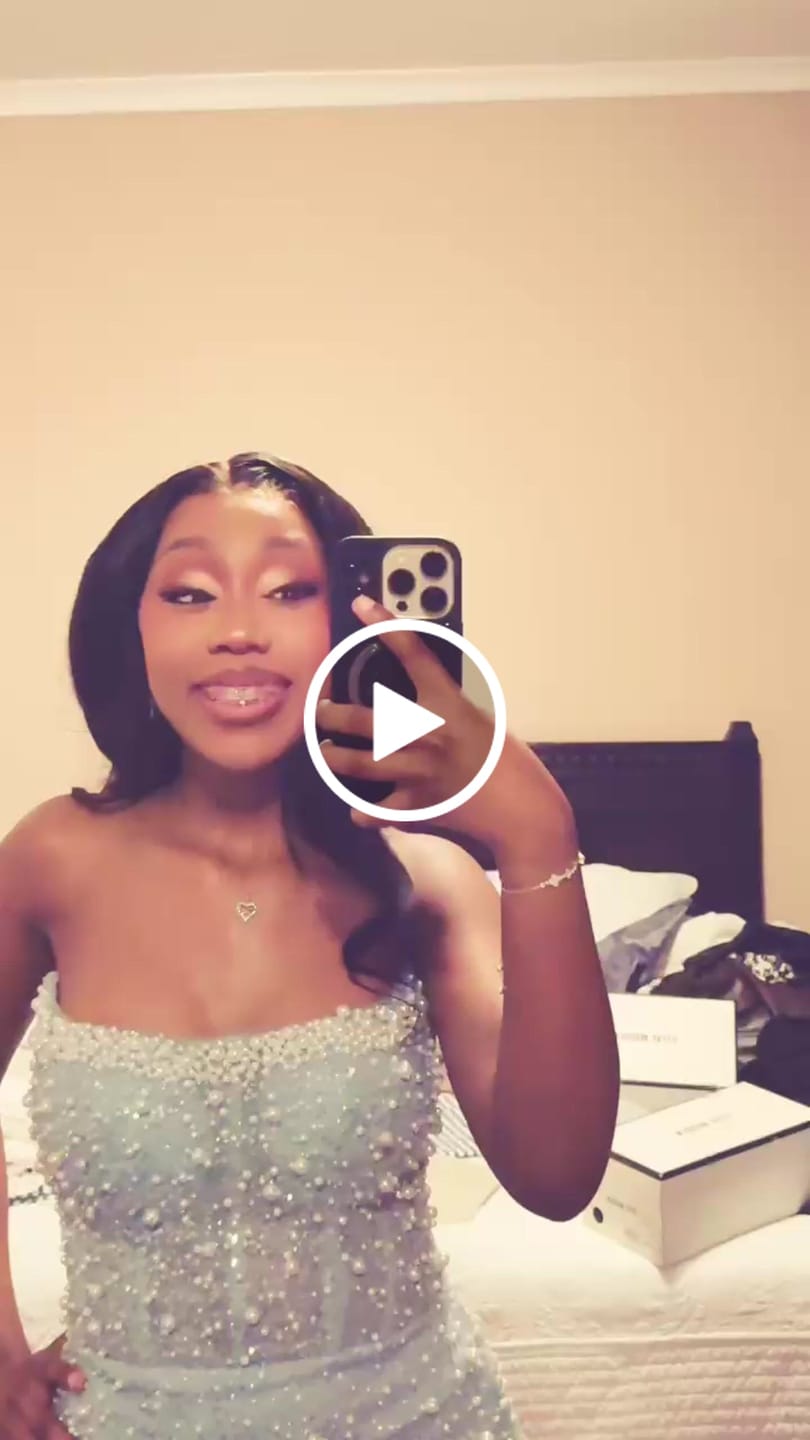 Customer video review of HD Lace Front Straight Wigs