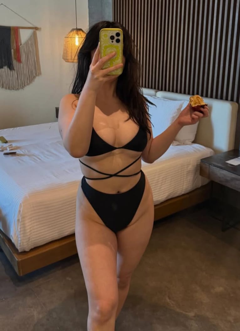 Customer photo review of Wish Bottom