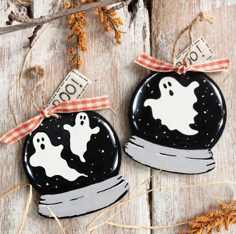 Customer photo review of Unfinished Wood Snow Globe Shape - Paint - Winter - Craft - up to 46" DIY