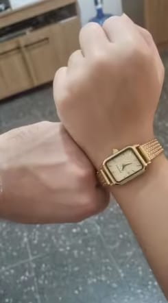 Customer photo review of Reloj Élégance Mujer