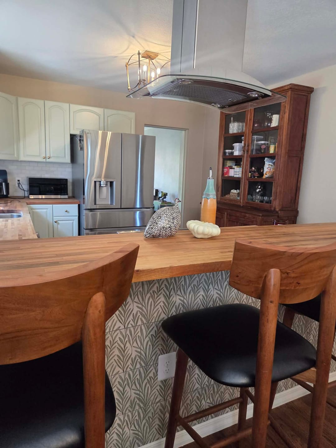 Customer photo review of 4-light French Antique Candle Style Lantern Semi Flush