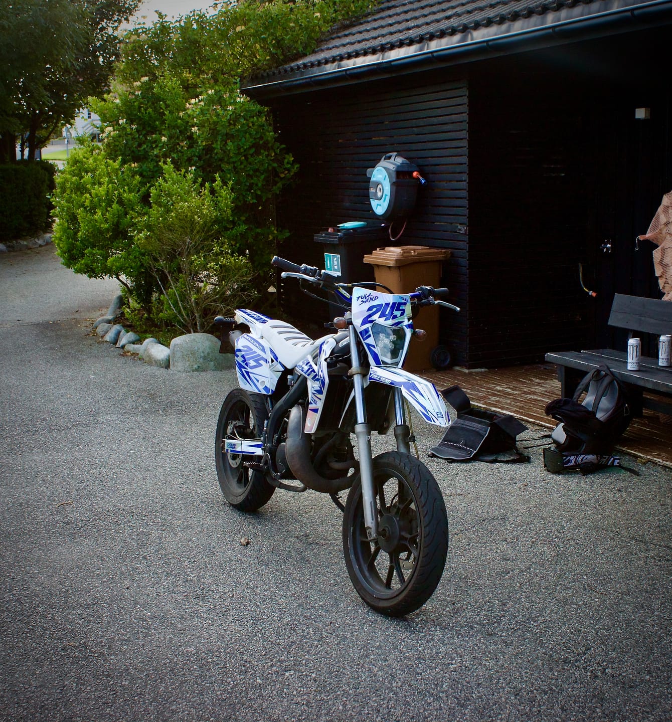 Customer photo review of WHITE FULLSEND - GRAPHICS KIT