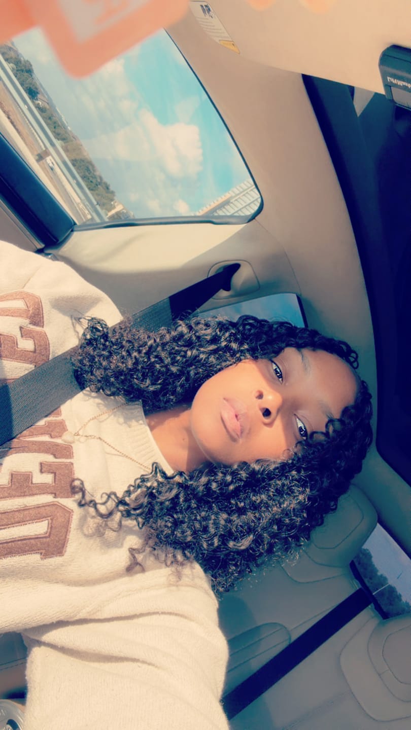 Customer photo review of Double Drawn Burmese Spanish Curl Human Braiding Hair