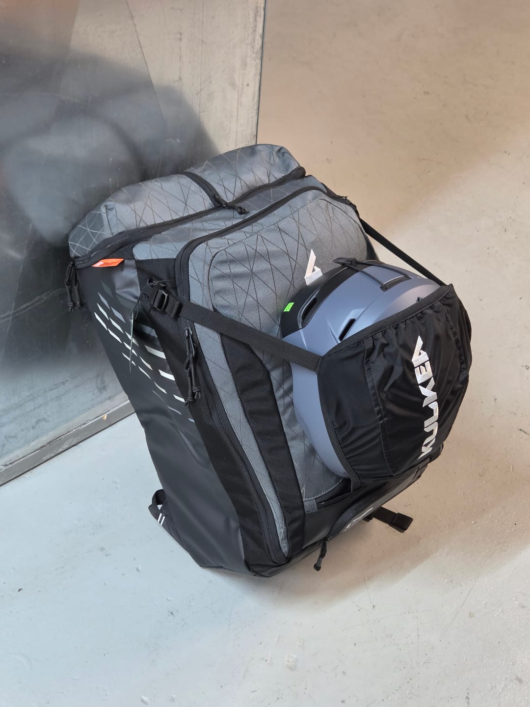 Customer photo review of Thermal Kart Heated Boot Backpack