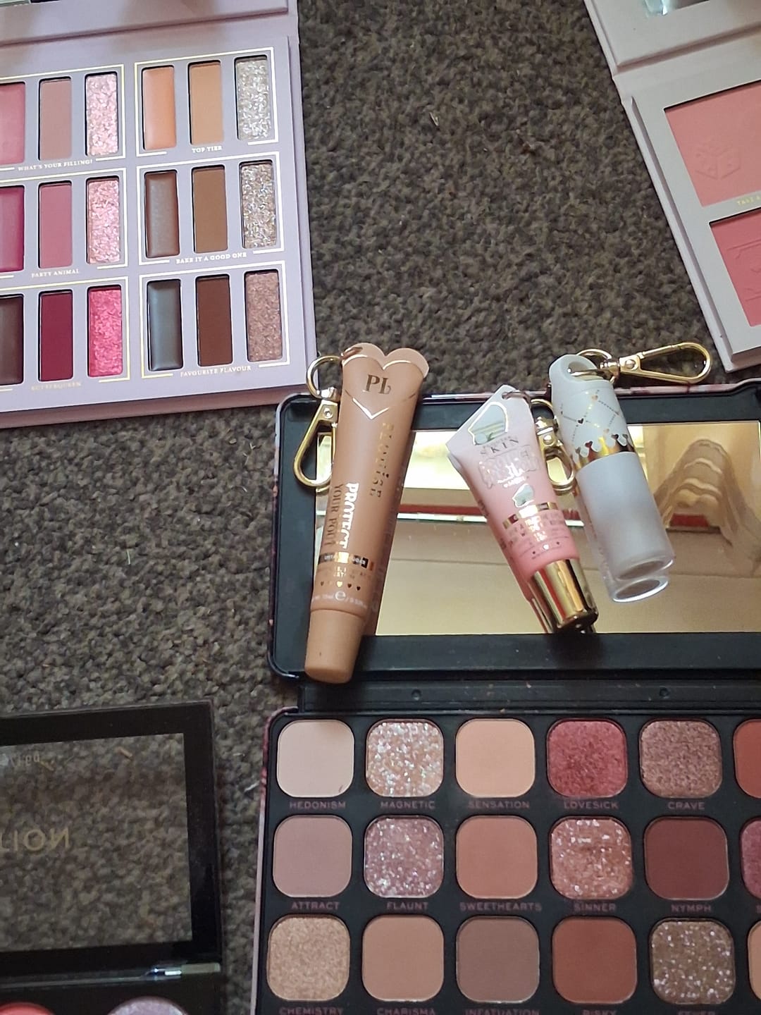 Customer photo review of Cheetah Protect Your Pout Nude Tinted Lip Conditioner