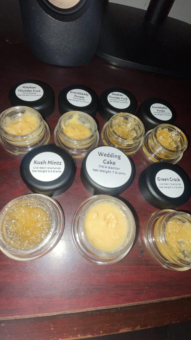 Customer photo review of Wedding Cake | THCA Badder