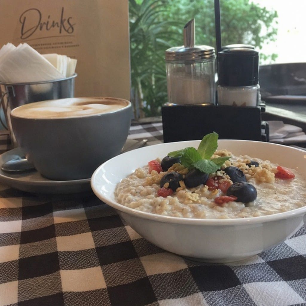 Customer photo review of Oatmeal Bowls 150mm Porcelain for Catering Industry (Pack of 24)