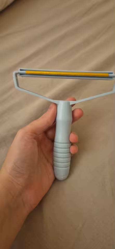 Customer photo review of Pet Hair Remover Brush