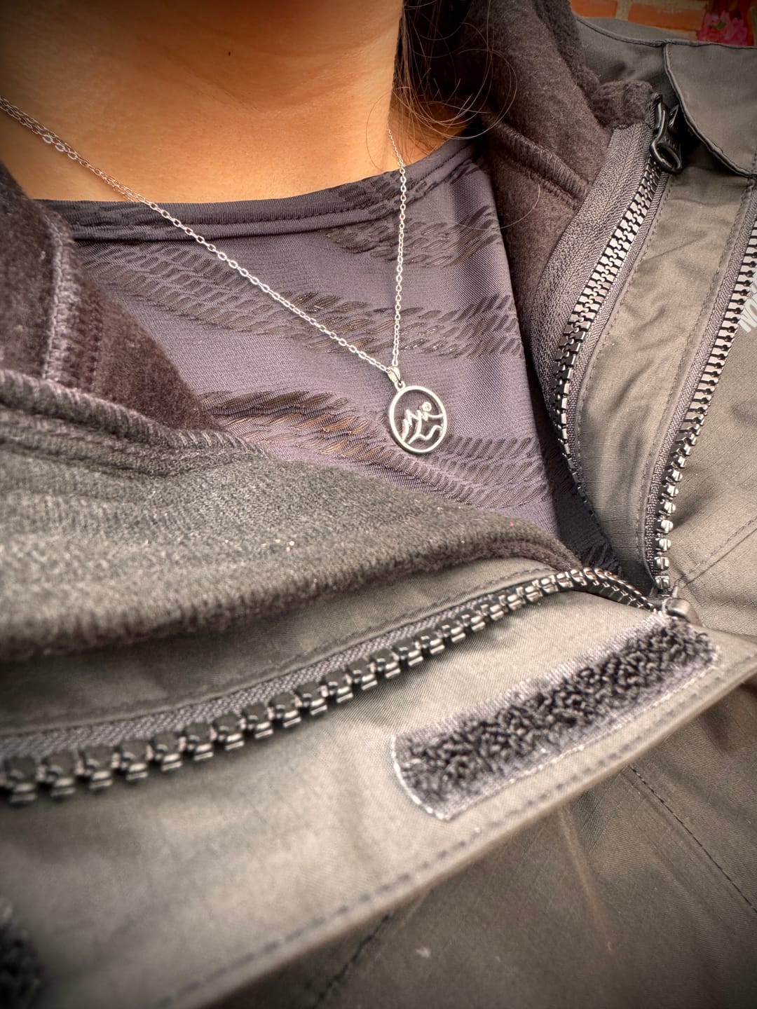 Customer photo review of Collar Montañas - Plata .925