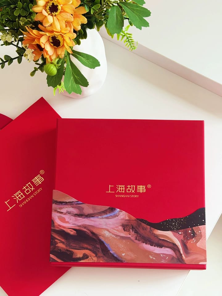Customer photo review of Dunhuang Five Elements Printed Mulberry Silk Shawl / Scarf