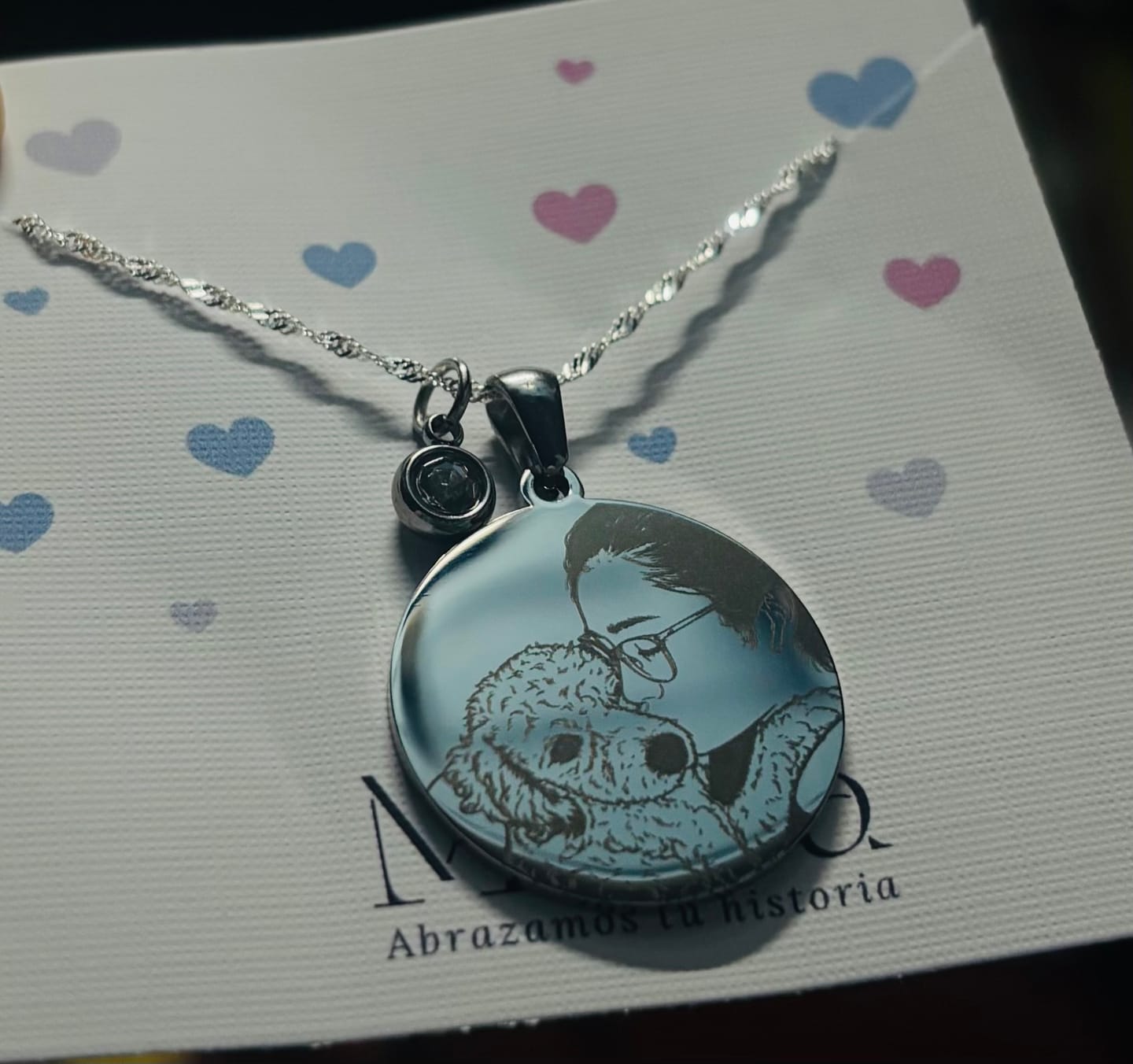 Customer photo review of Collar Grabado con la foto de tu Amigo Fiel 🐶