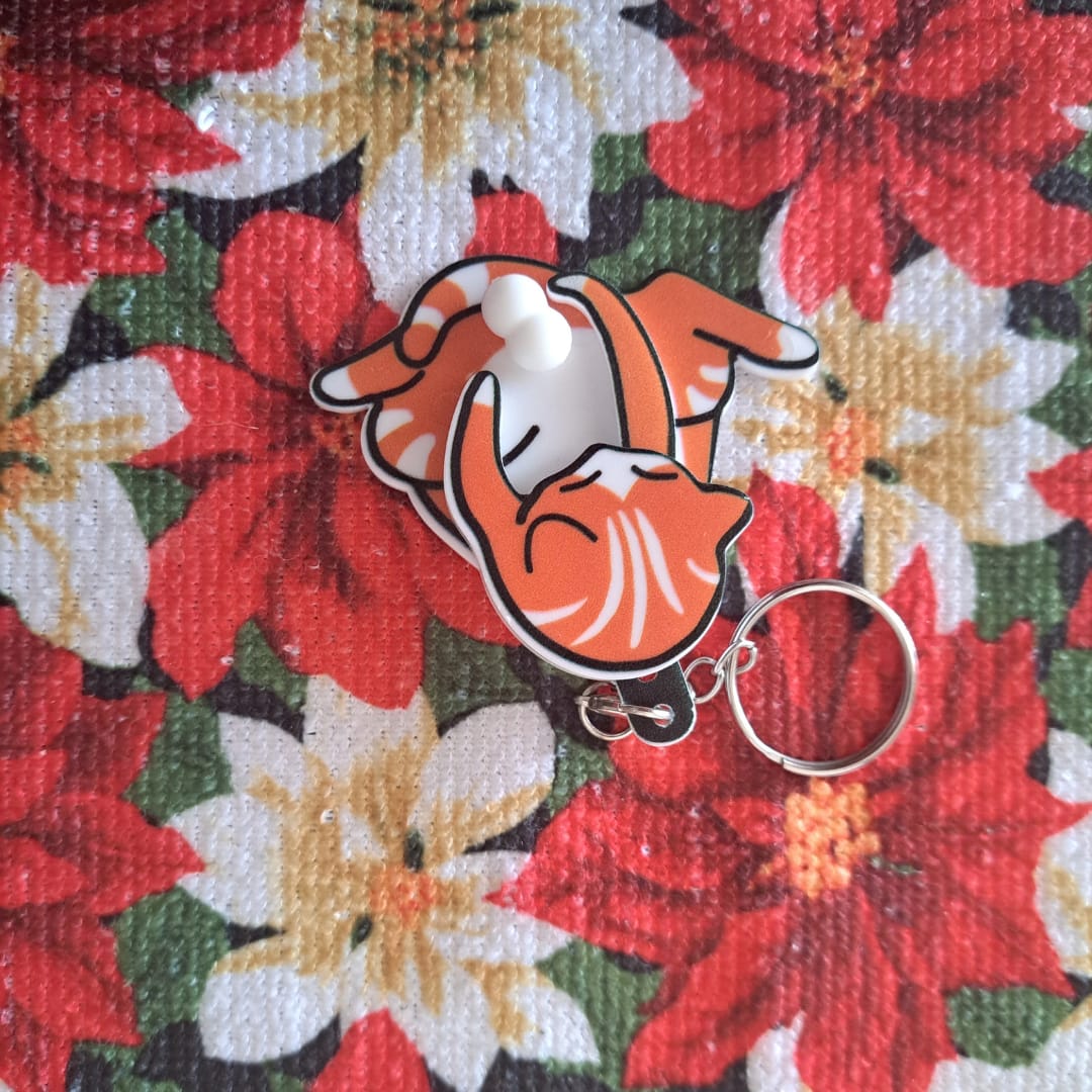 Customer photo review of Mischief Cat - Interactuve Cat Keychain