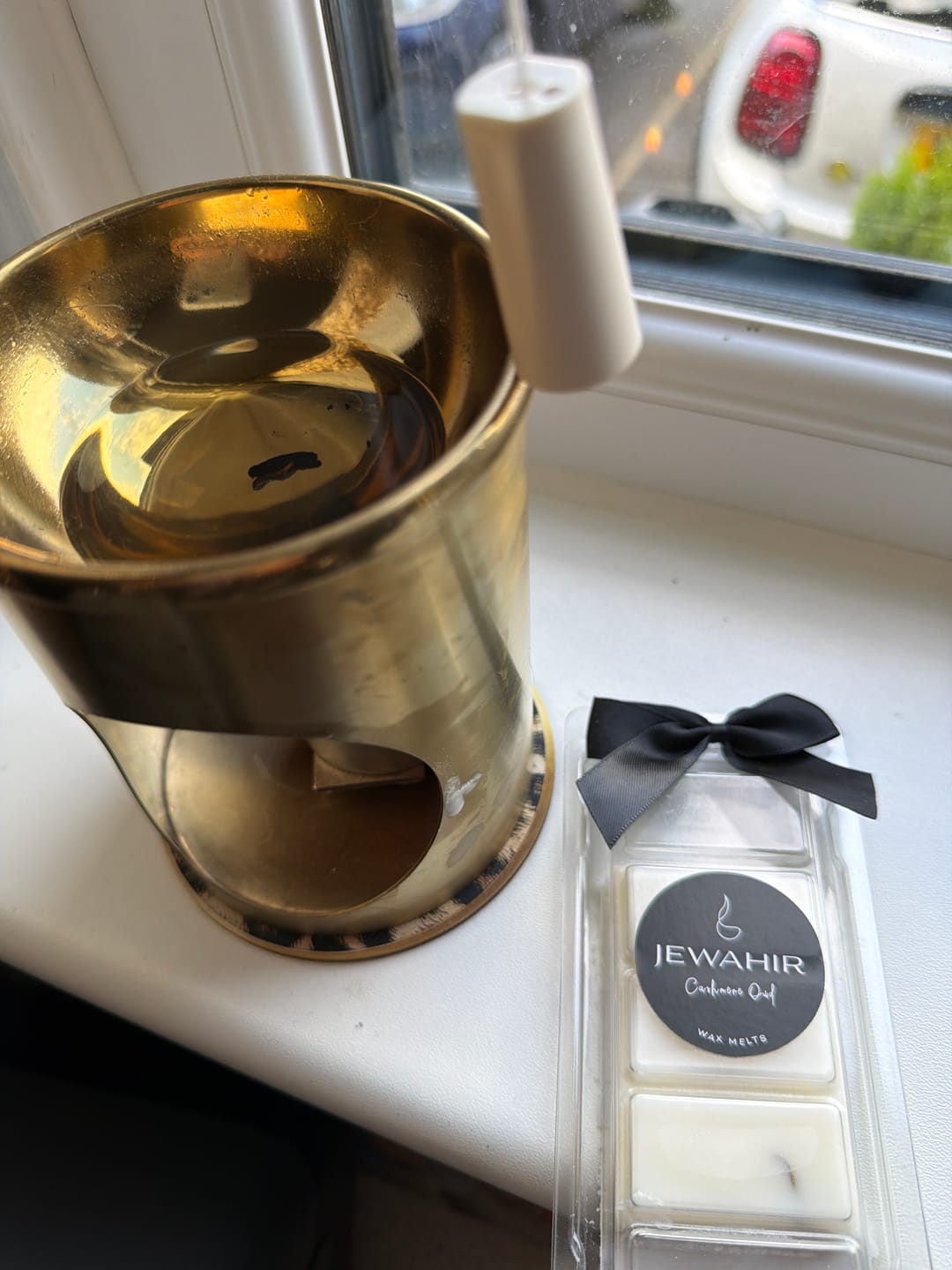 Customer photo review of Cashmere Oud Wax Melts