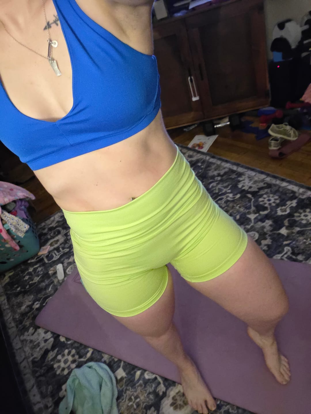 Customer photo review of BOLD 4.5" Performance Short
