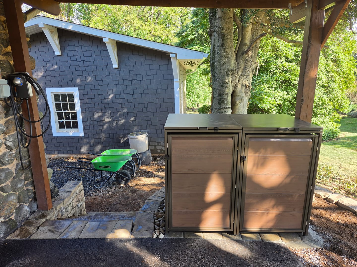 Customer photo review of MisterBin® Garbage Bin Enclosure