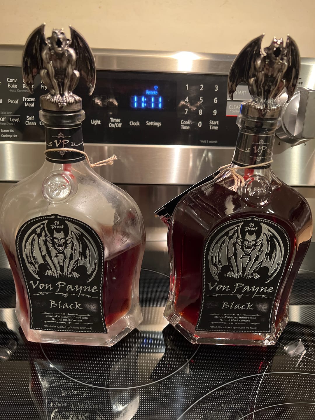 Customer photo review of [Pre-Sale] Von Payne RED EYES