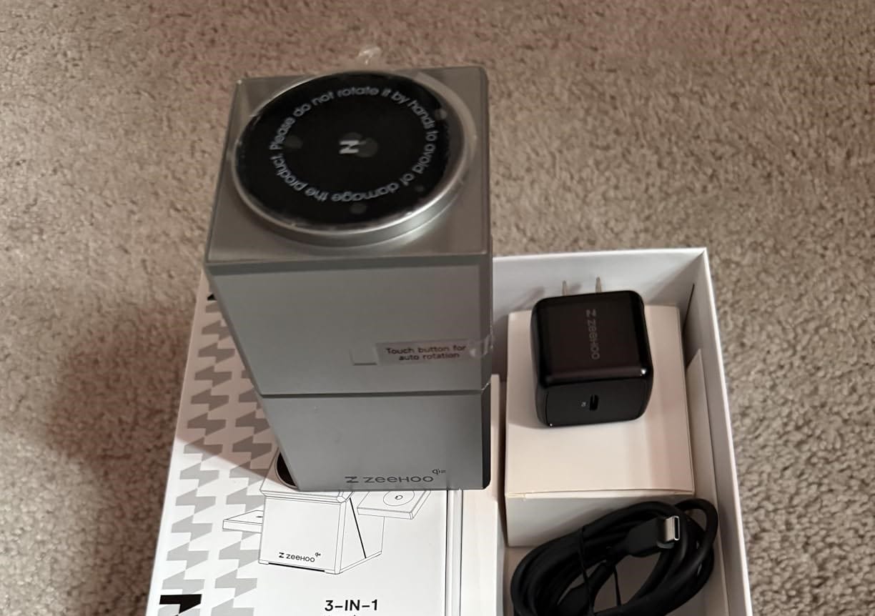 Customer photo review of ChargePod™ 3-in-1 Magnetic Wireless Charging Station