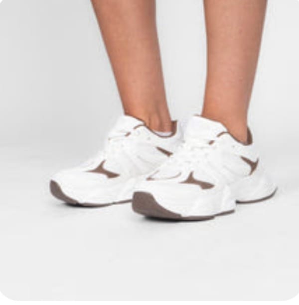 Customer photo review of Everyday Chunky Sneaker
