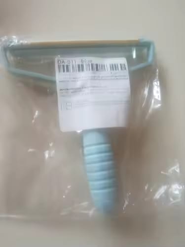 Customer photo review of Pet Hair Remover Brush