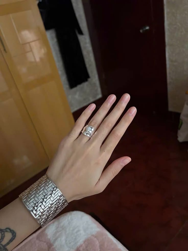 Customer photo review of Elsa Peretti Bone Cuff Ring