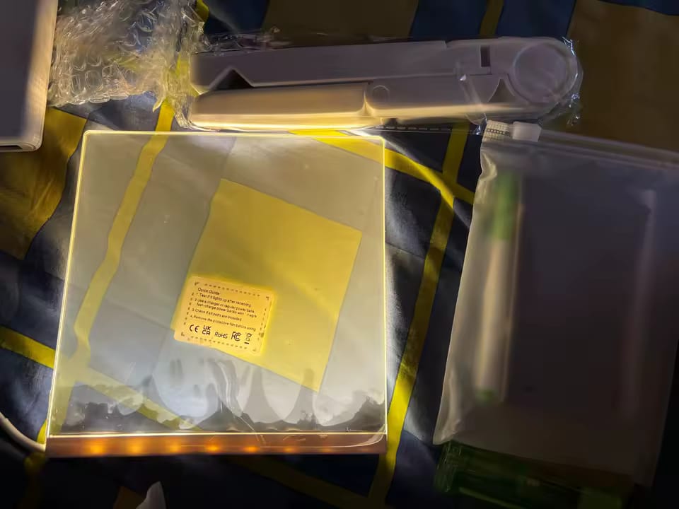 Customer photo review of Planche à Dessin Lumineuse LED Effaçable avec Support USB