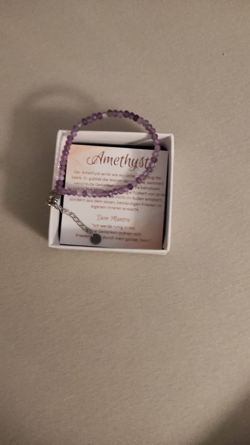 Customer photo review of Rosenquarz Armband - dezent
