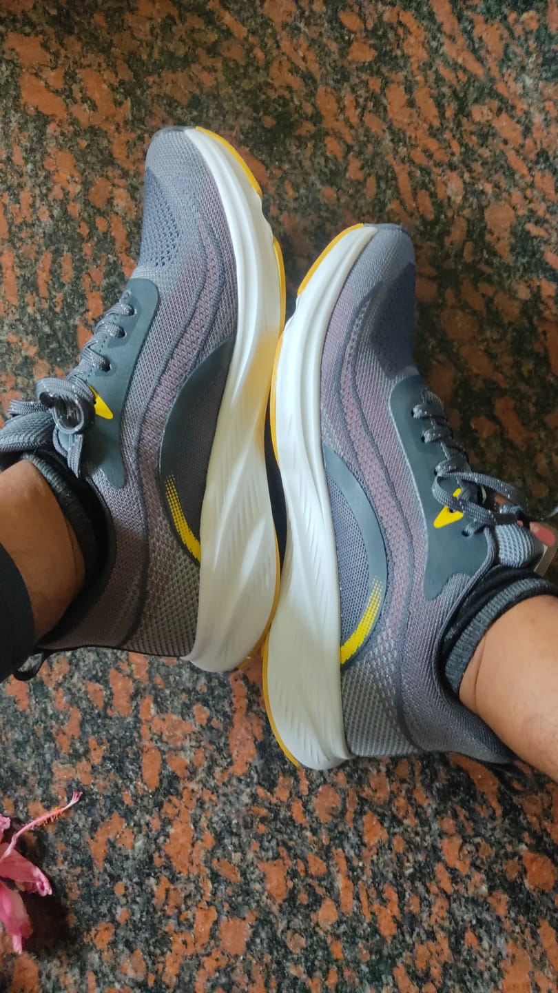Customer photo review of FLY