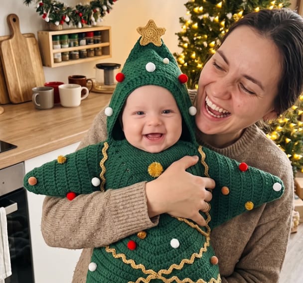 Customer photo review of Christmas Star Baby Outfit
