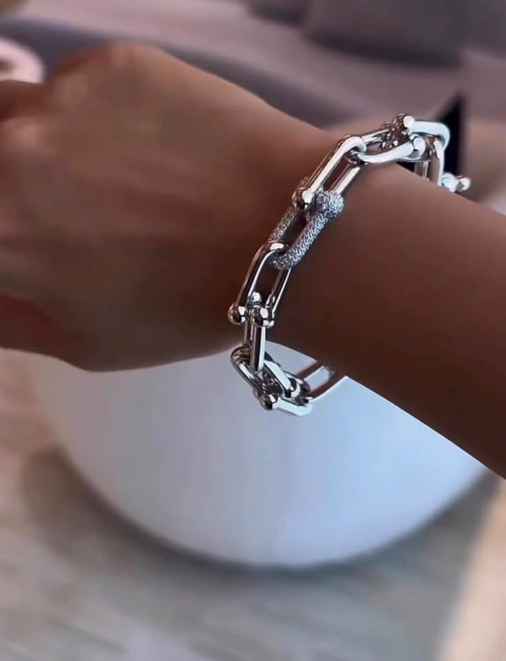 Customer photo review of T HardWear White Pavé Diamonds Connector Bracelet
