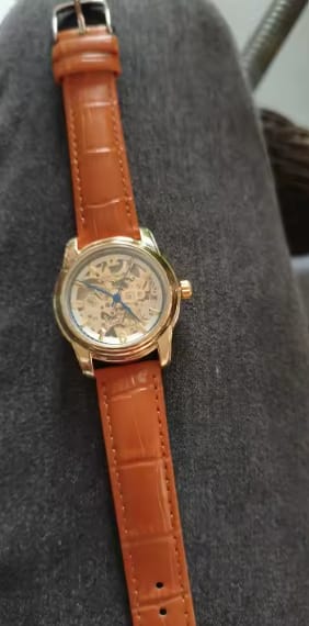 Customer photo review of Reloj Aurora Skeleton Mujer