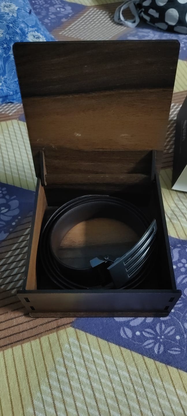 Customer photo review of Bacca Bucci Reversible Dress belt with Genuine leather black & brown