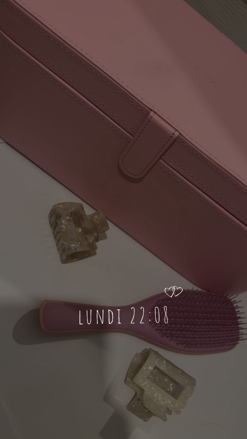 Customer photo review of Celesta® Sèche-cheveux AirStyler 2.0 - 9 en 1 Rose