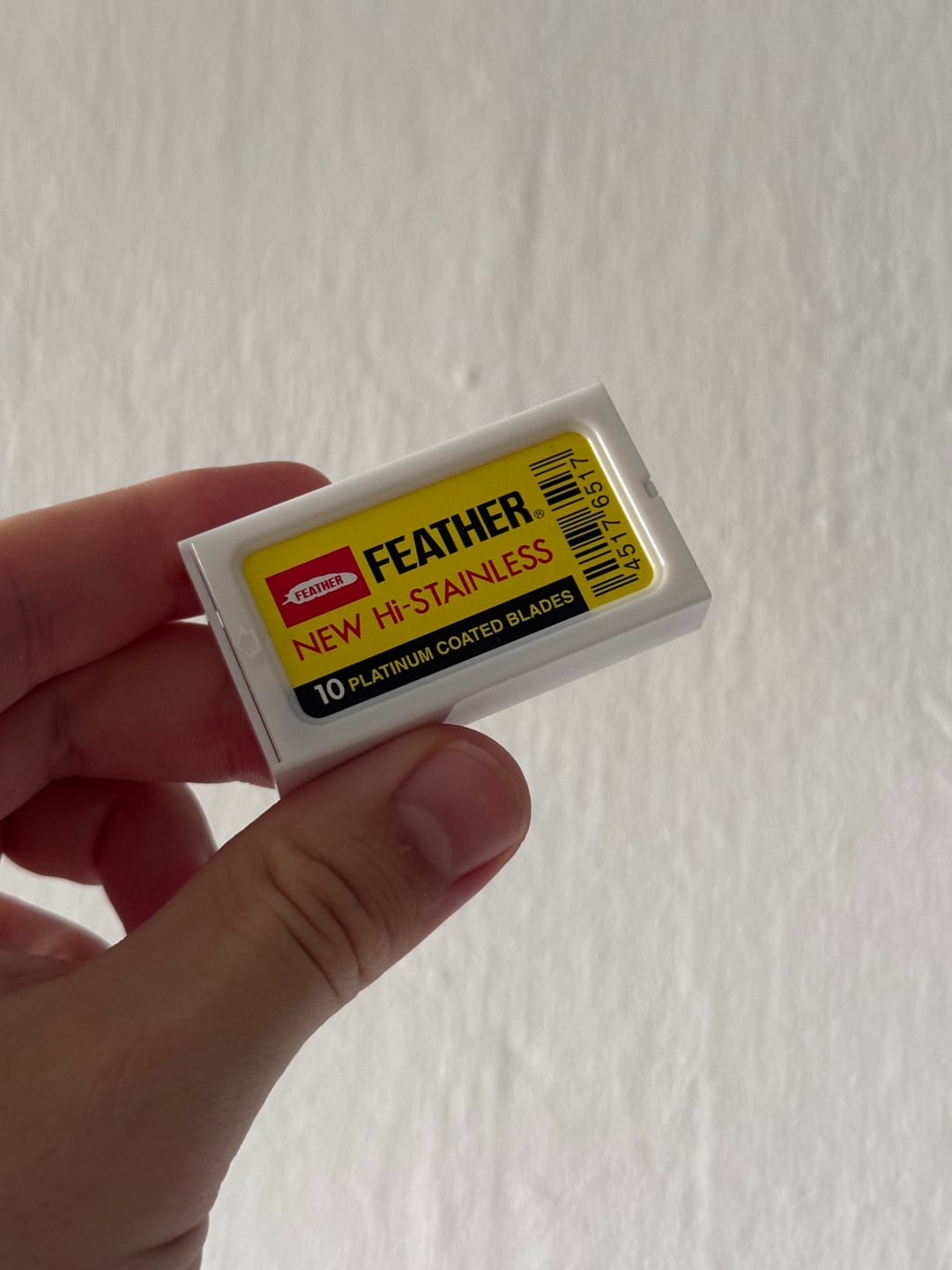 Customer photo review of 10 Blades of Feather Japan Hi-Stainless Double Edge Razor Blades