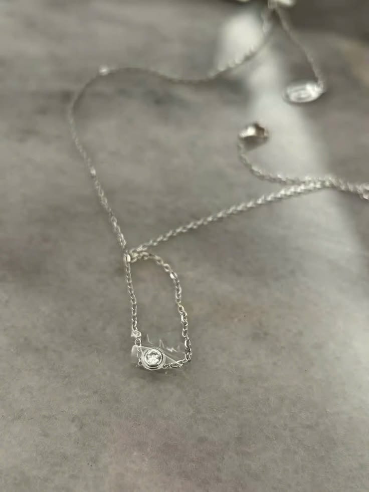 Customer photo review of D'Amour 1 Diamond Necklace