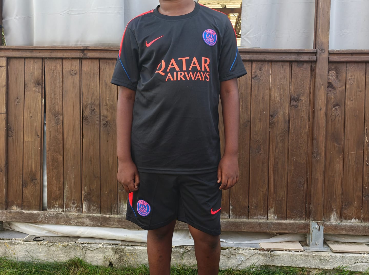Customer photo review of Ensemble Training PSG Noir 2026/2027