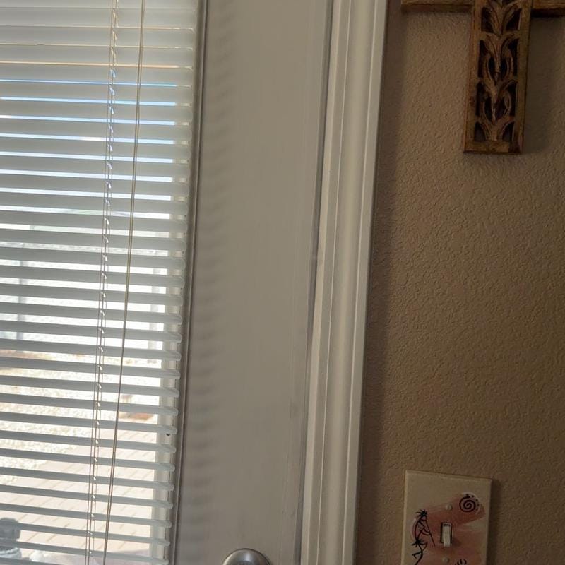 Customer photo review of Joint d'étanchéité adhésif Aquelie
