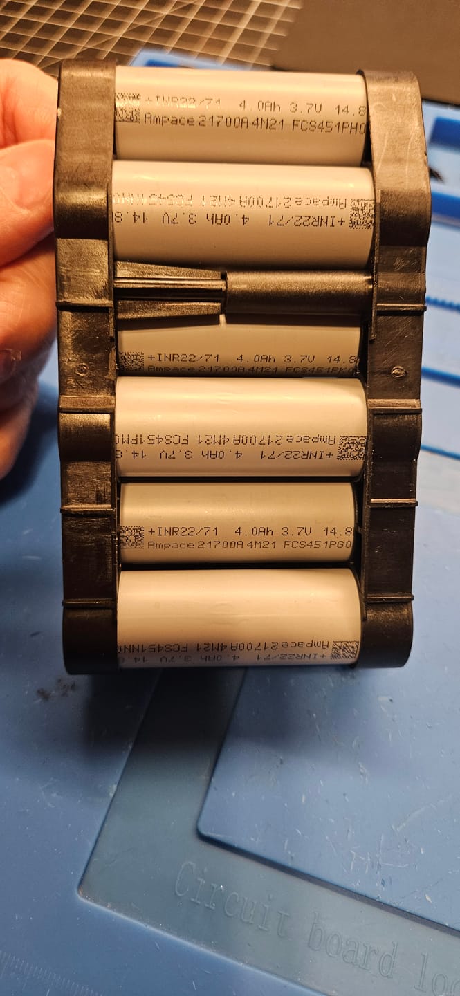 Customer photo review of Ampace JP40 21700 4000mAh 70A Tabless Battery