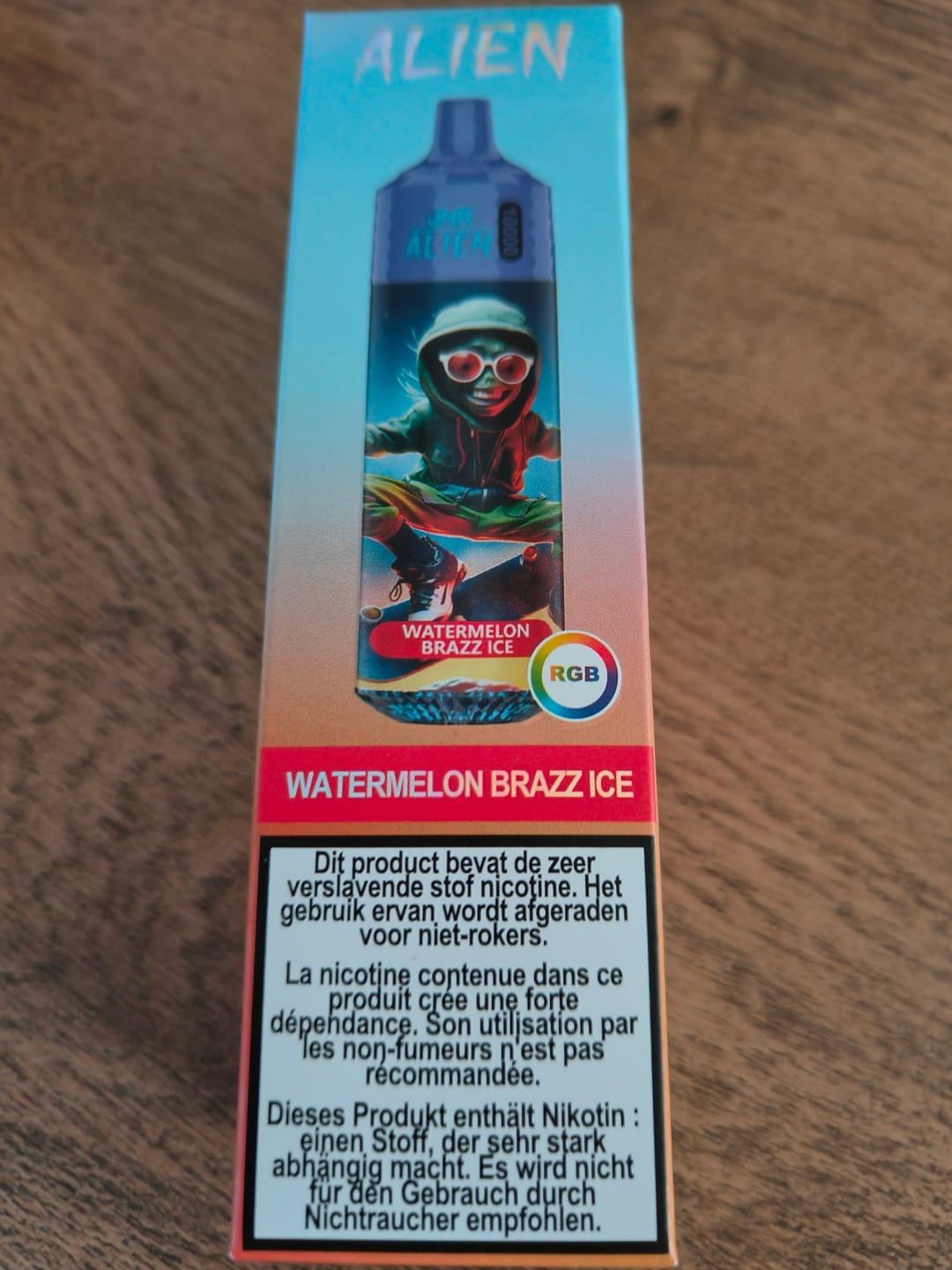 Customer photo review of JNR Alien 10K Puffs | Vape Descartável Portugal 2% Nicotina