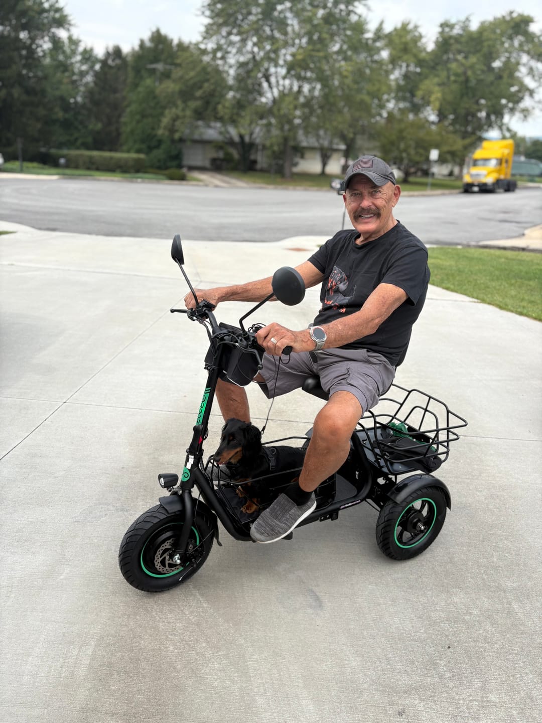 Customer photo review of Gyroor C5 Electric Trike – 1000W Peak, 30-Mile Range & Dual Baskets