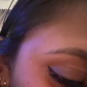 Customer photo review of Eyeliner Waterproof Leggero Lunga Tenuta Texture Setosa