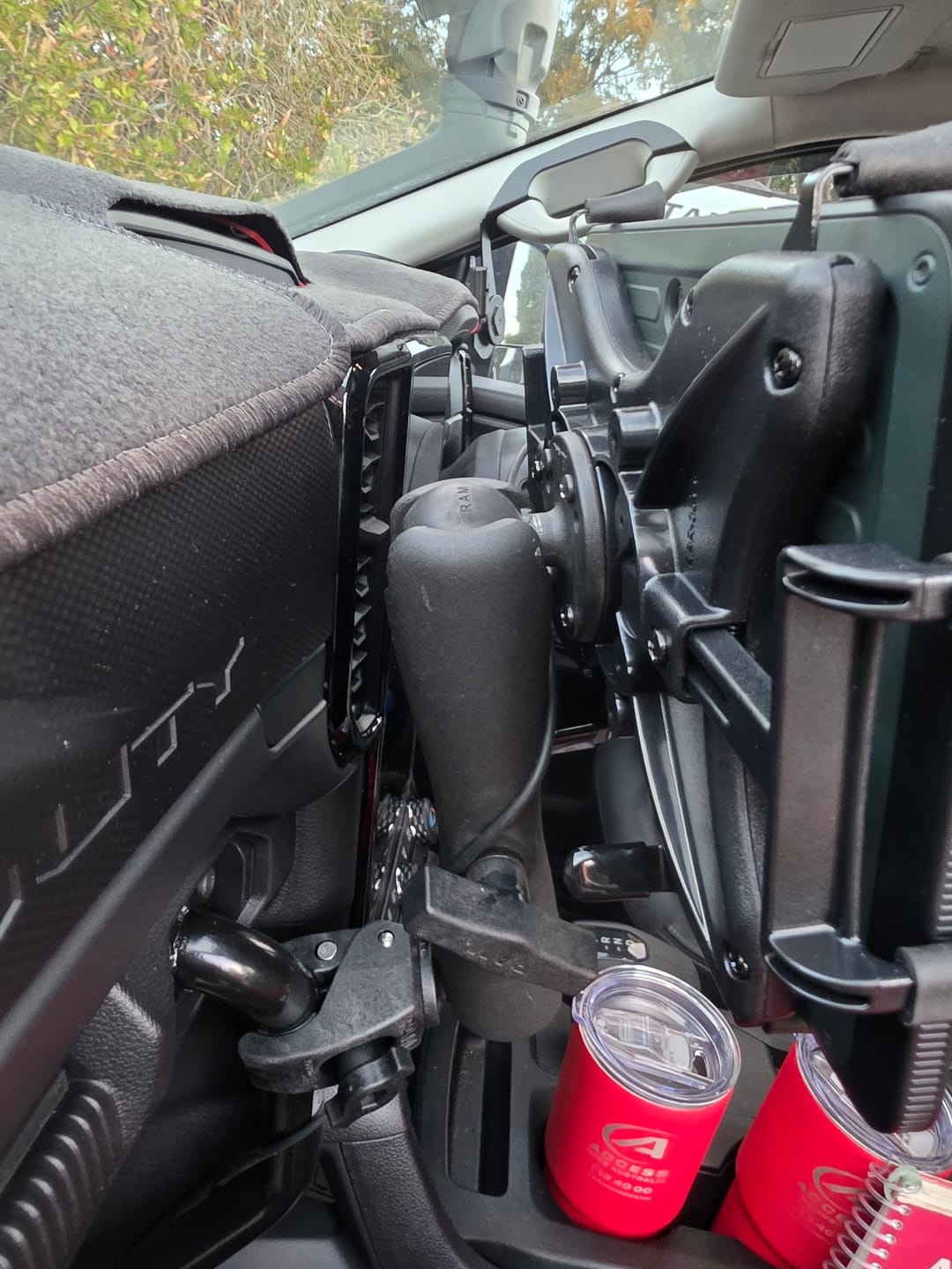 Customer photo review of RAM® X-Grip® Universal Holder for 9"-11" Tablets (RAM-HOL-UN9U)