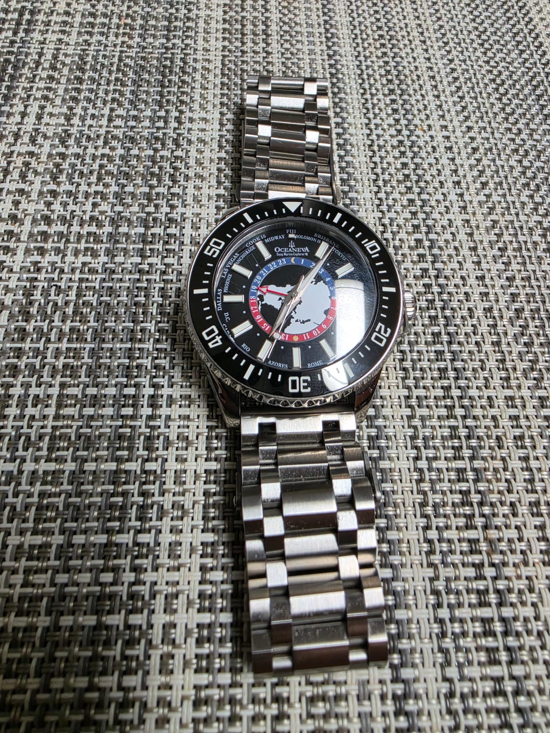 Customer photo review of Oceaneva WorldTime 6000m Automatic Grade 5 Titanium GMT Watch Black