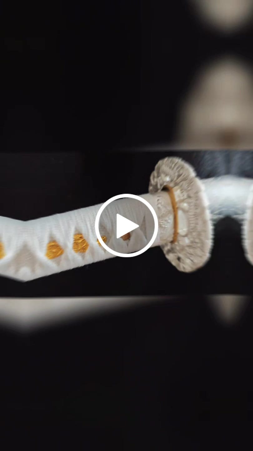 Customer video review of The Shirubadoragon Handmade Katana Clay Tempered T10 Steel
