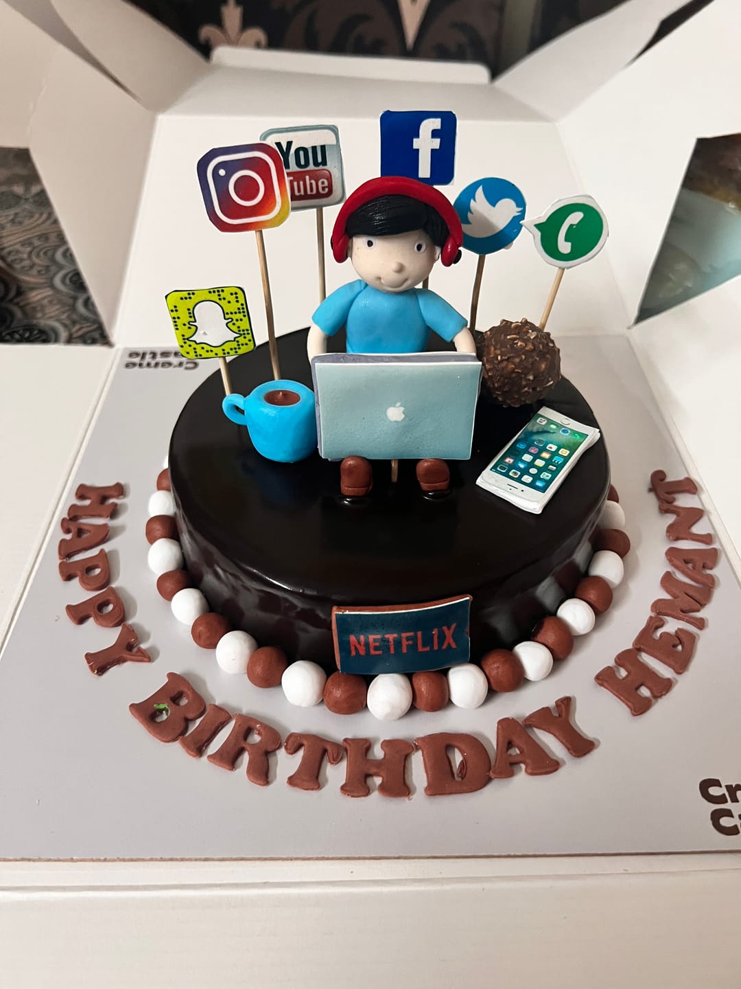 Customer photo review of Social Media Lover Cake