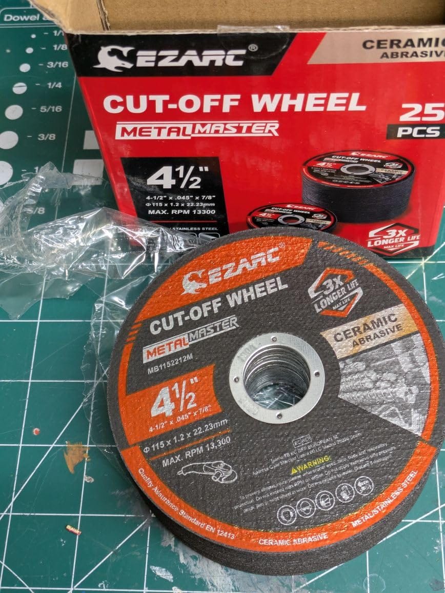 Customer photo review of 4.5" Ceramic Cut-Off Wheels 25-Pack for Stainless Steel, Titanium, Steel & Alloys