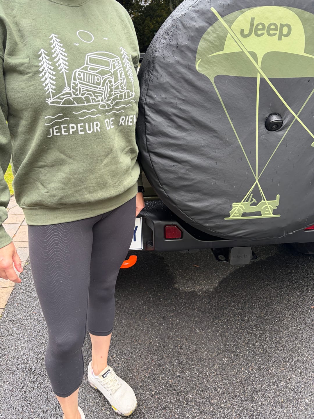 Customer photo review of Sweatshirt Jeepeur