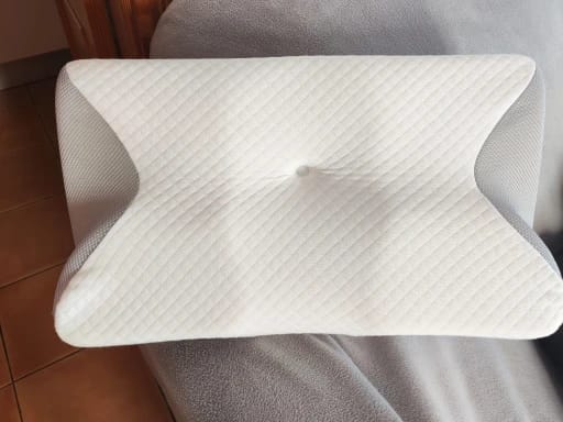 Customer photo review of Almohada Cervical Ergonómica